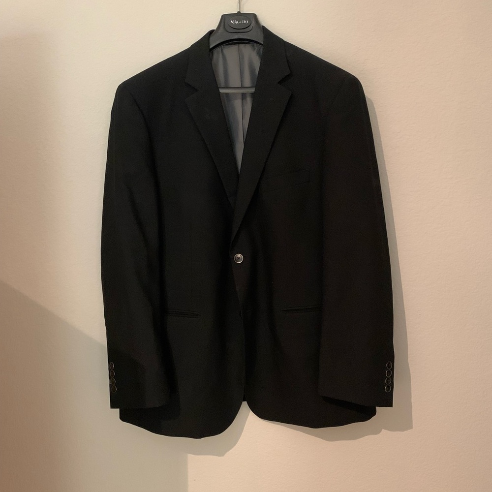 Black blazer by Pronto Uomo. Like new. Pls check measurement shown on photos.